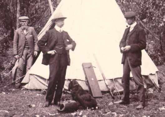 Til_camp.jpg (23411 bytes)